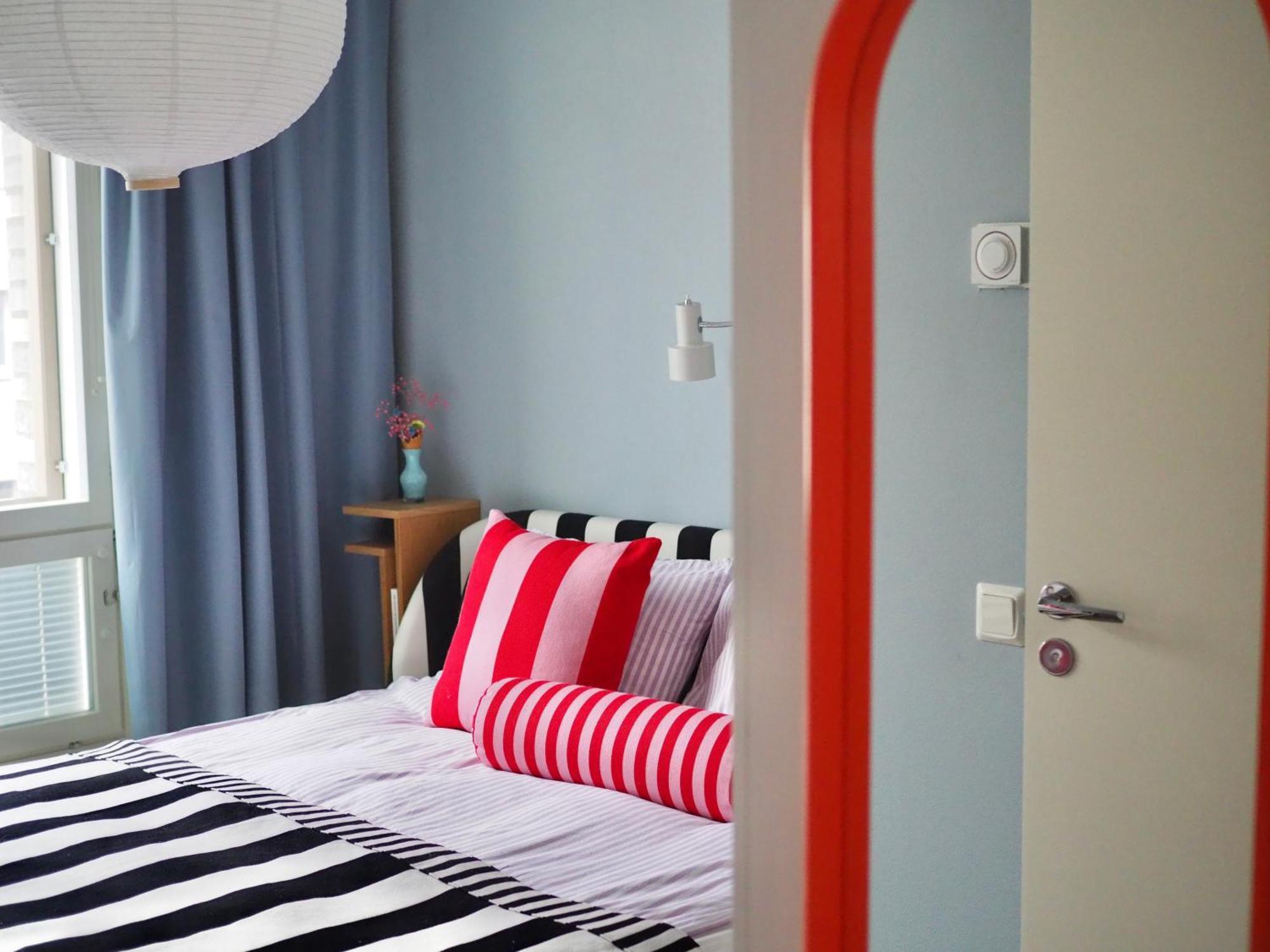 הלסינקי Candy-Colored Two-Room Condo With Sweet Views מראה חיצוני תמונה